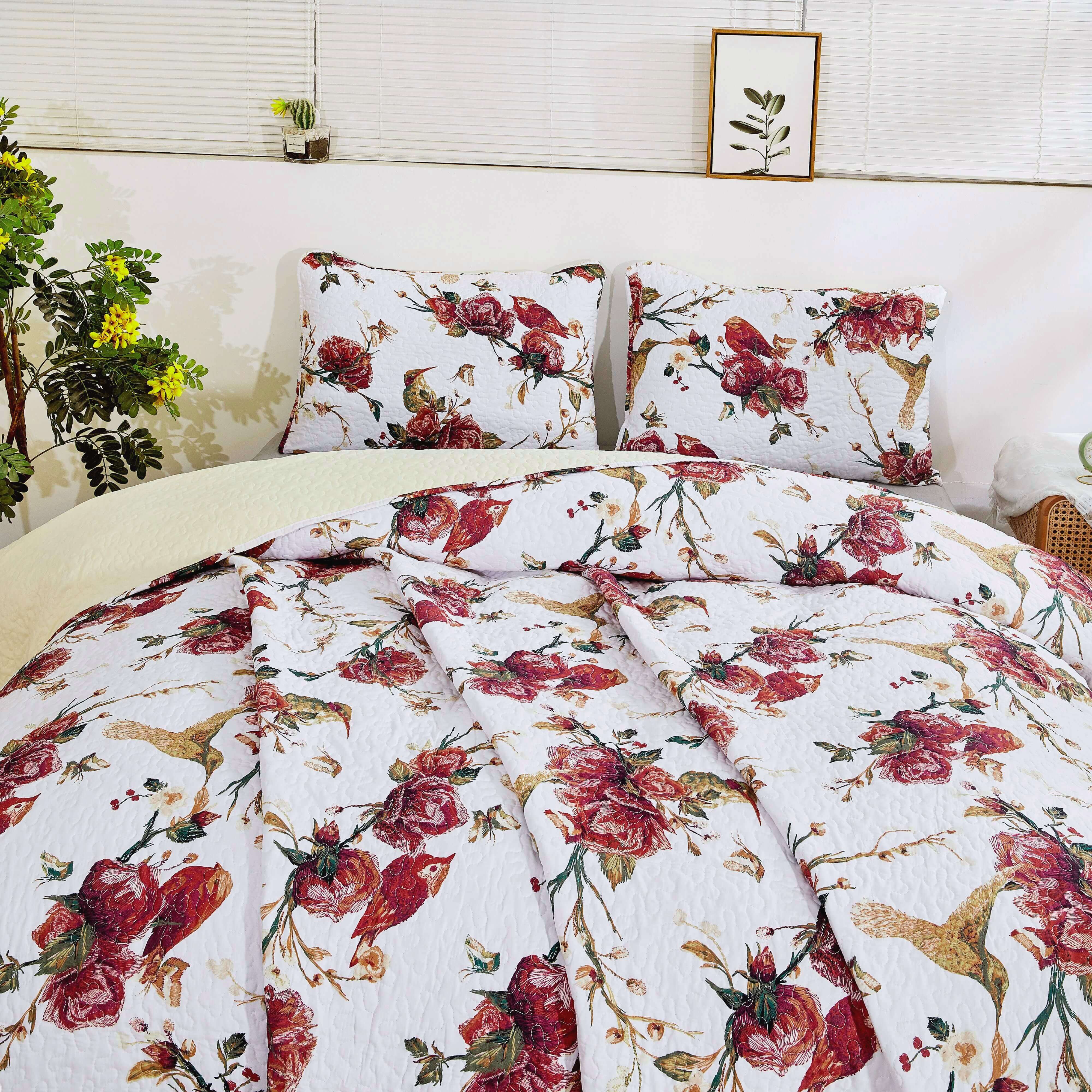 Tache Vintage Rose Garden Hummingbirds Burgundy White Reversible Floral Quilt Set (SD-7676)