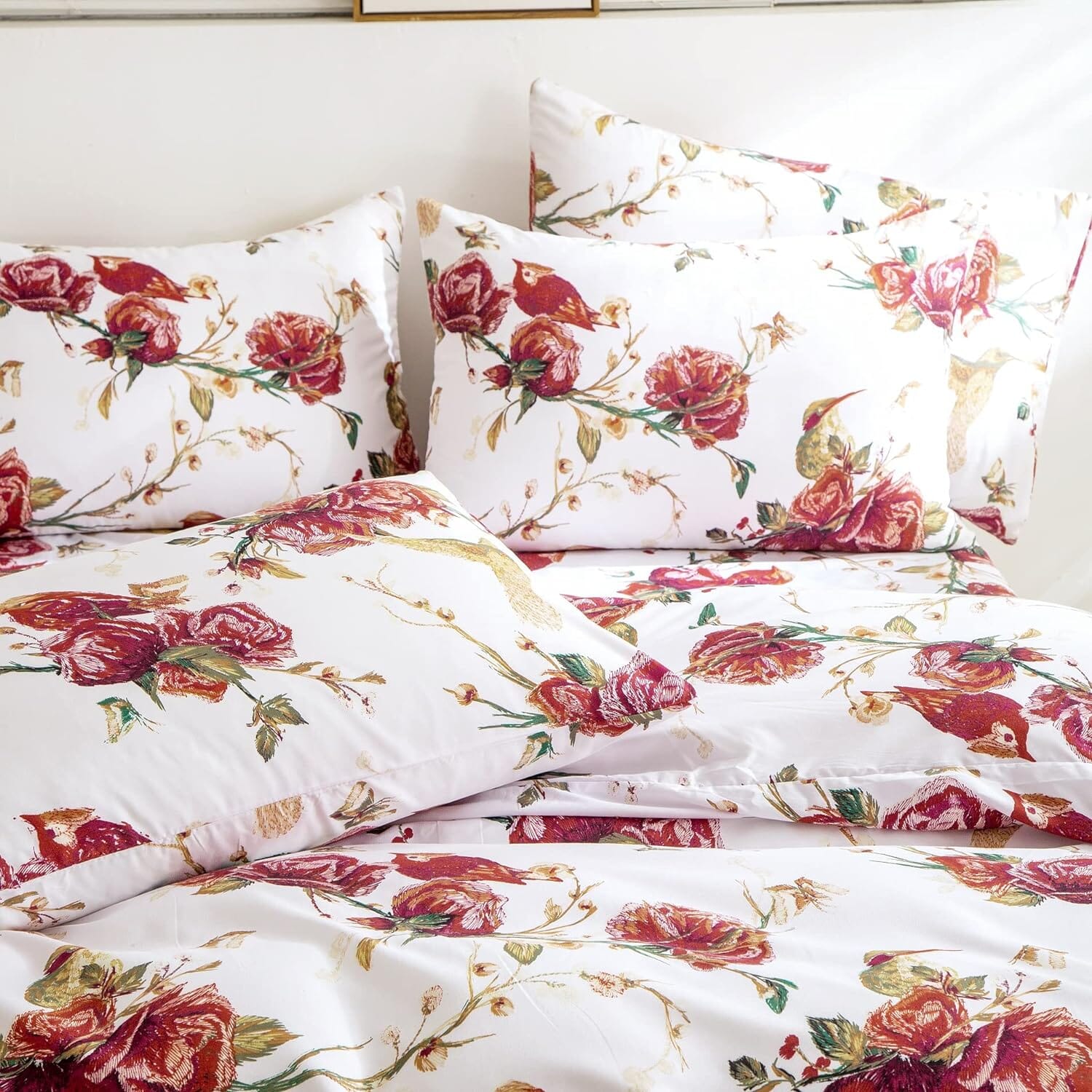 Tache Floral Hummingbirds Burgundy White Vintage Rose Garden Pillowcase (SD-7676)