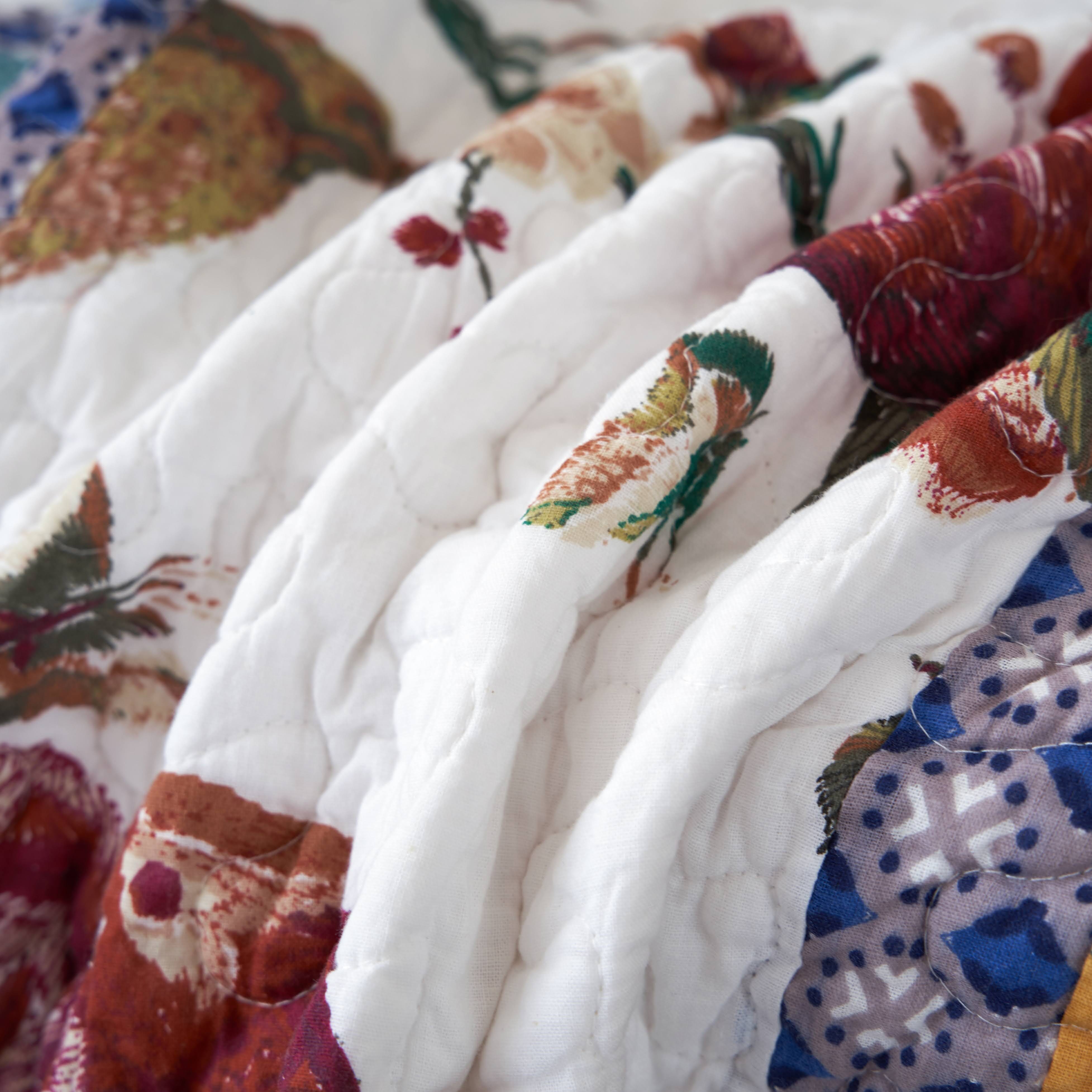 Tache Cotton Patchwork Old World Garden Pastel Blue Yellow Red Hummingbirds Quilted Throw Blanket (JHW-936)