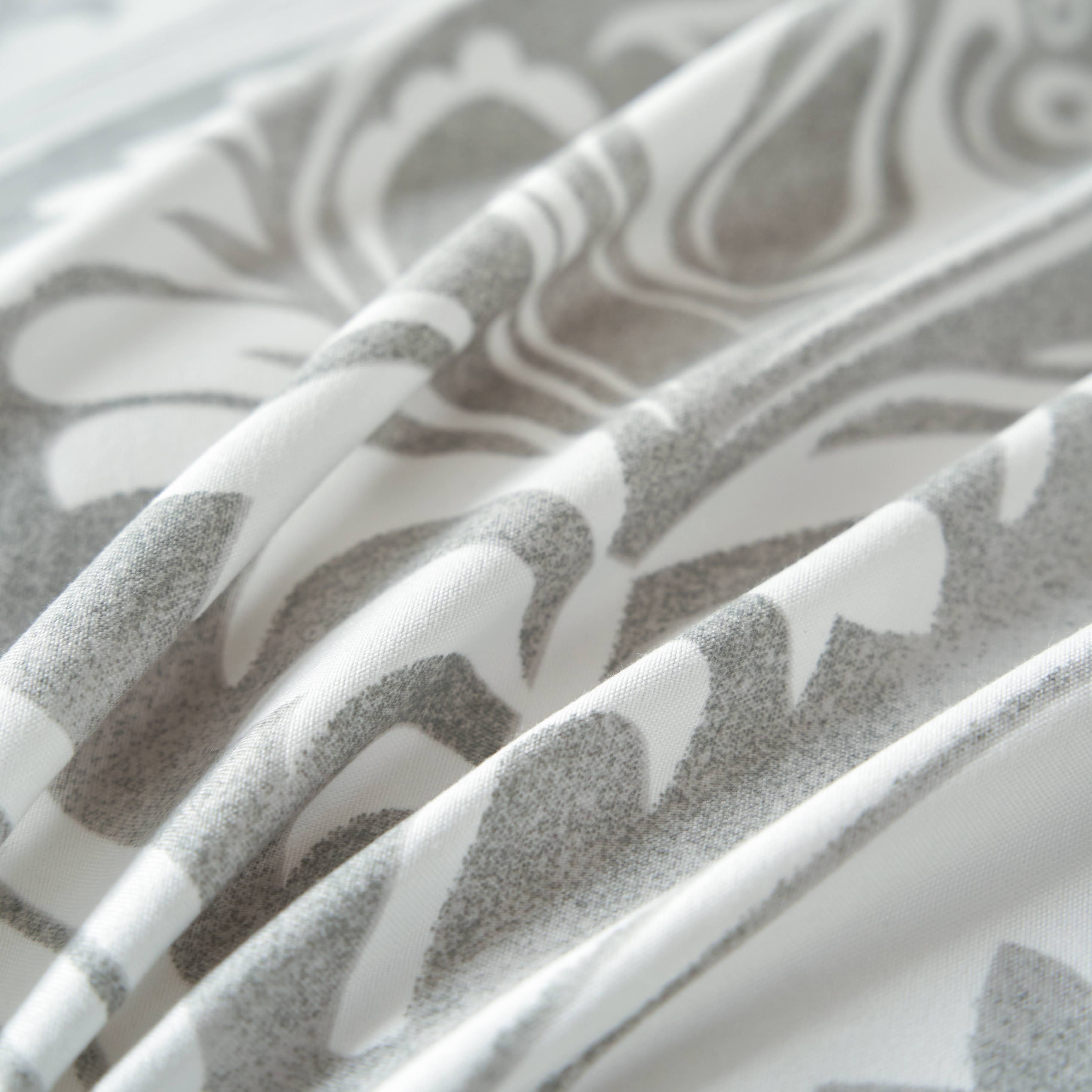 Tache Dreamy Moon Sky Ogee Damask Heather Gray White Reversible Duvet Cover With Zipper Closure