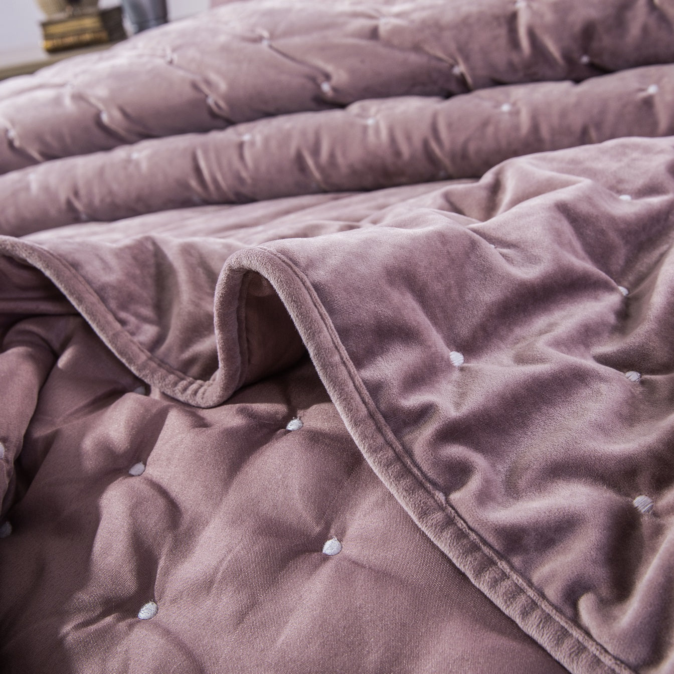 Tache Plush Dreams Purple Mauve Tufted Velvet Quilt Set Close-up of a quilted blanket with a soft texture
