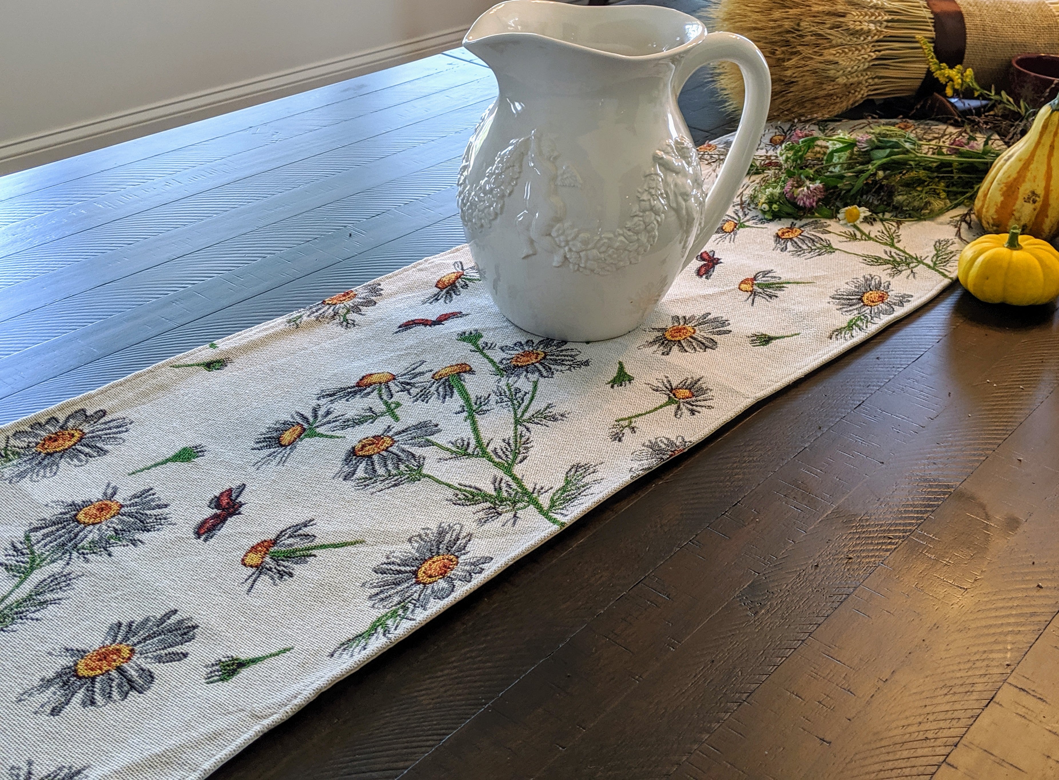 Tache Floral Yellow Daisies Ladybugs Ivory Woven Tapestry Table Runner (18114) - Tache Home Fashion