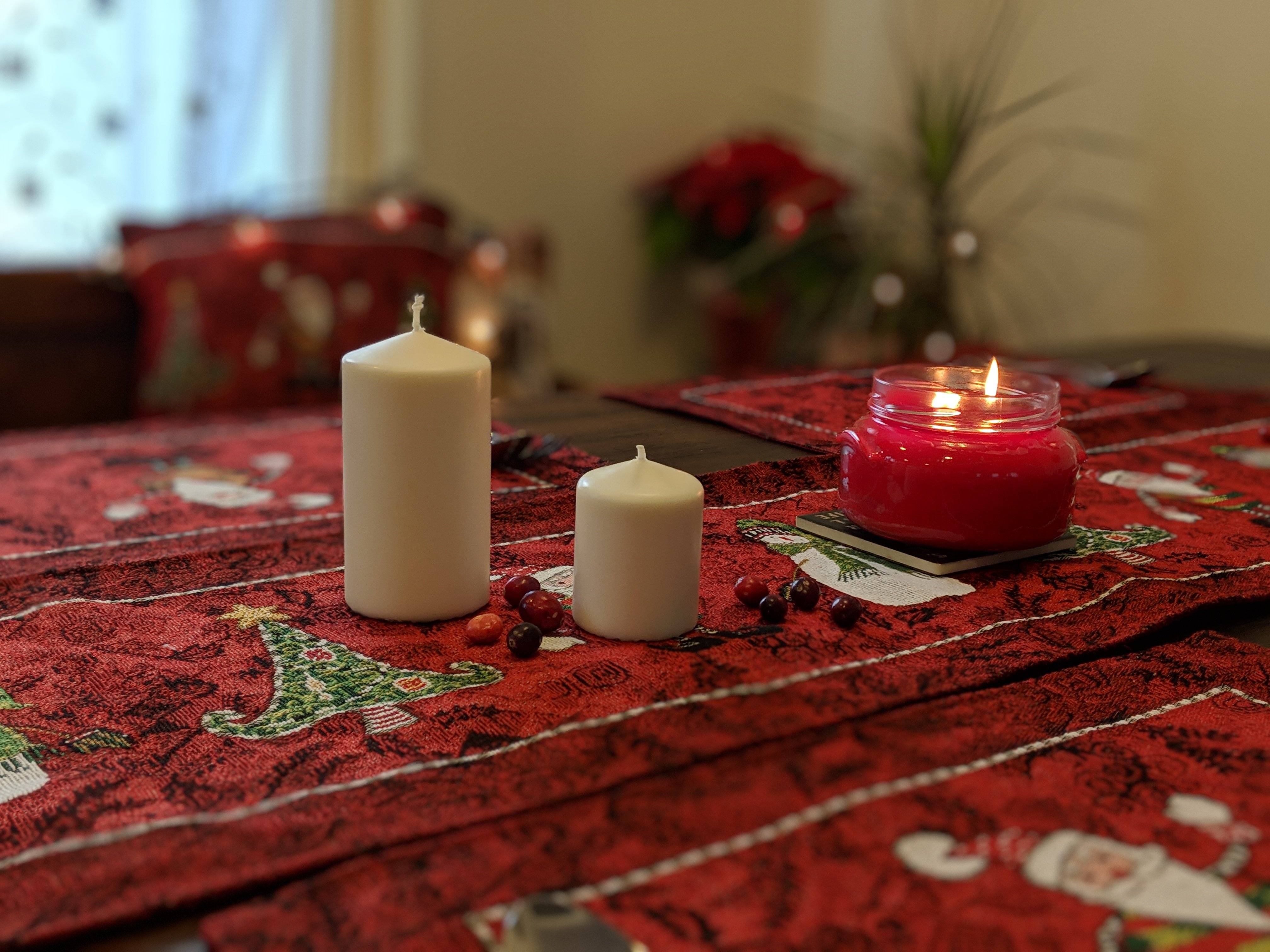 Tache Here Comes Santa Claus Vintage Holiday Woven Tapestry Table Runners (8577TR) - Tache Home Fashion