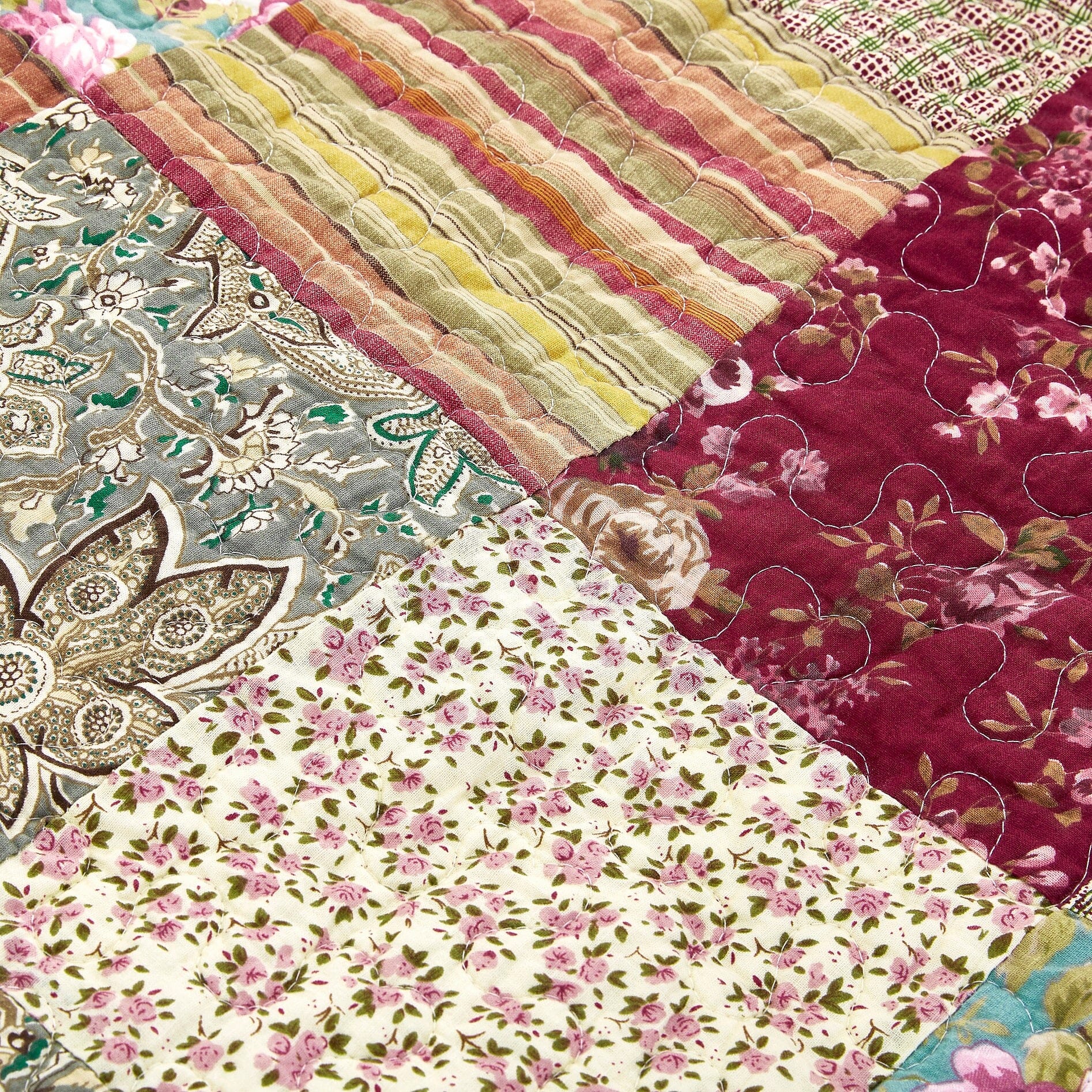 Tache Fairy Tale Tea Party Beige Burgundy Paisley Floral Cotton Patchwork Quilted Throw Blanket (DXJ103443) - Tache Home Fashion