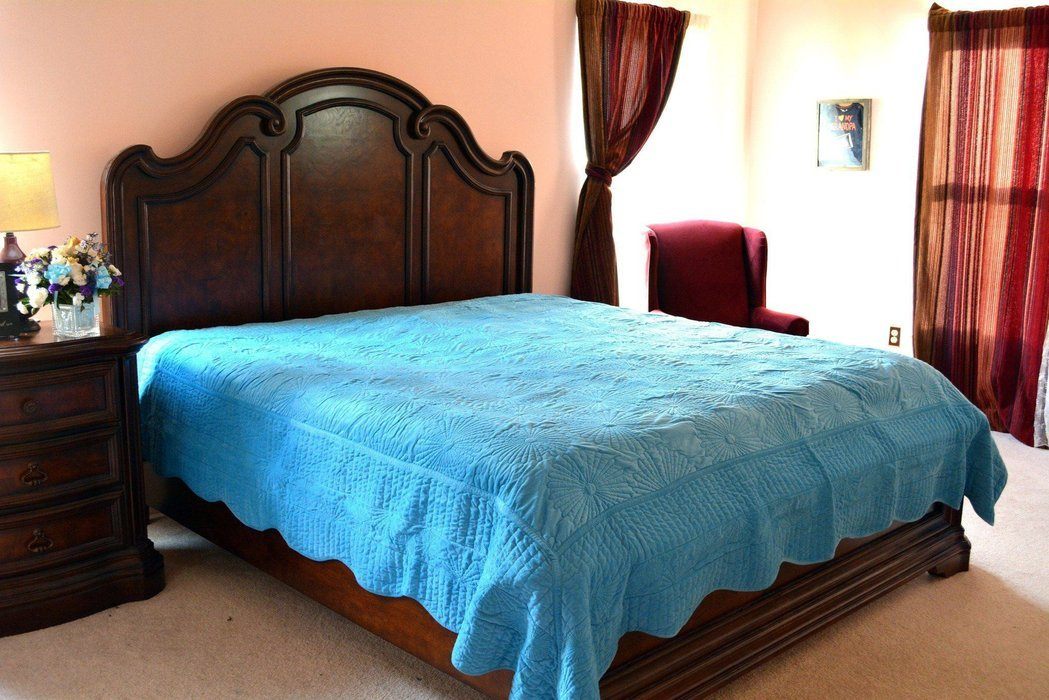 Tache Super Soft Blue Scalloped Good Vibration Quilted Fleece Bedspread Set (DXJ109041-2) - Tache Home Fashion