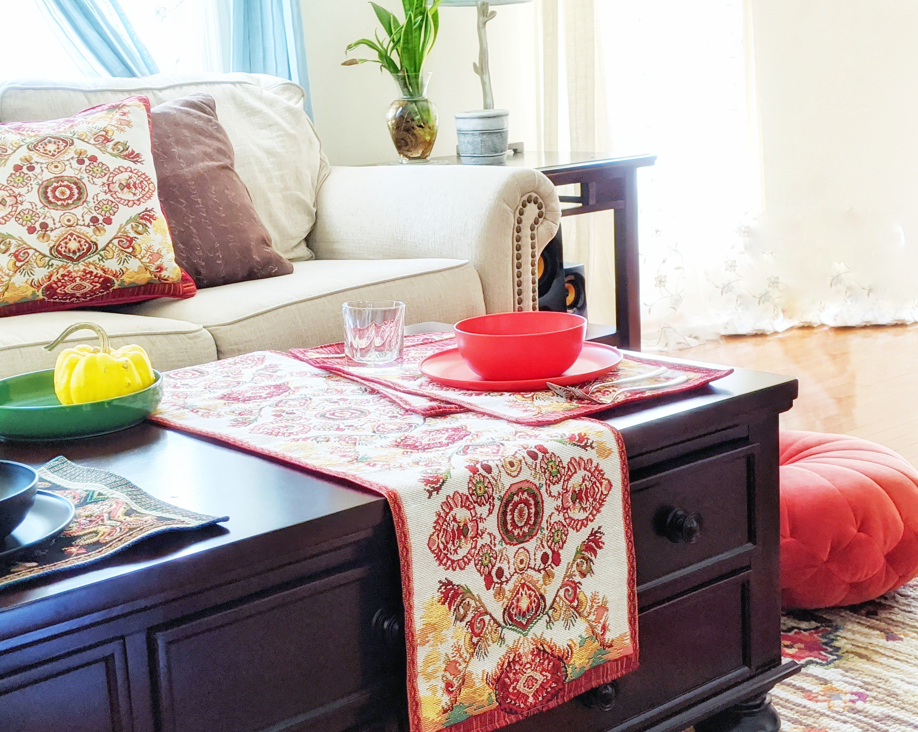 Tache Elegant Burgundy Ornate Paisley Woven Tapestry Table Runner (18194) - Tache Home Fashion