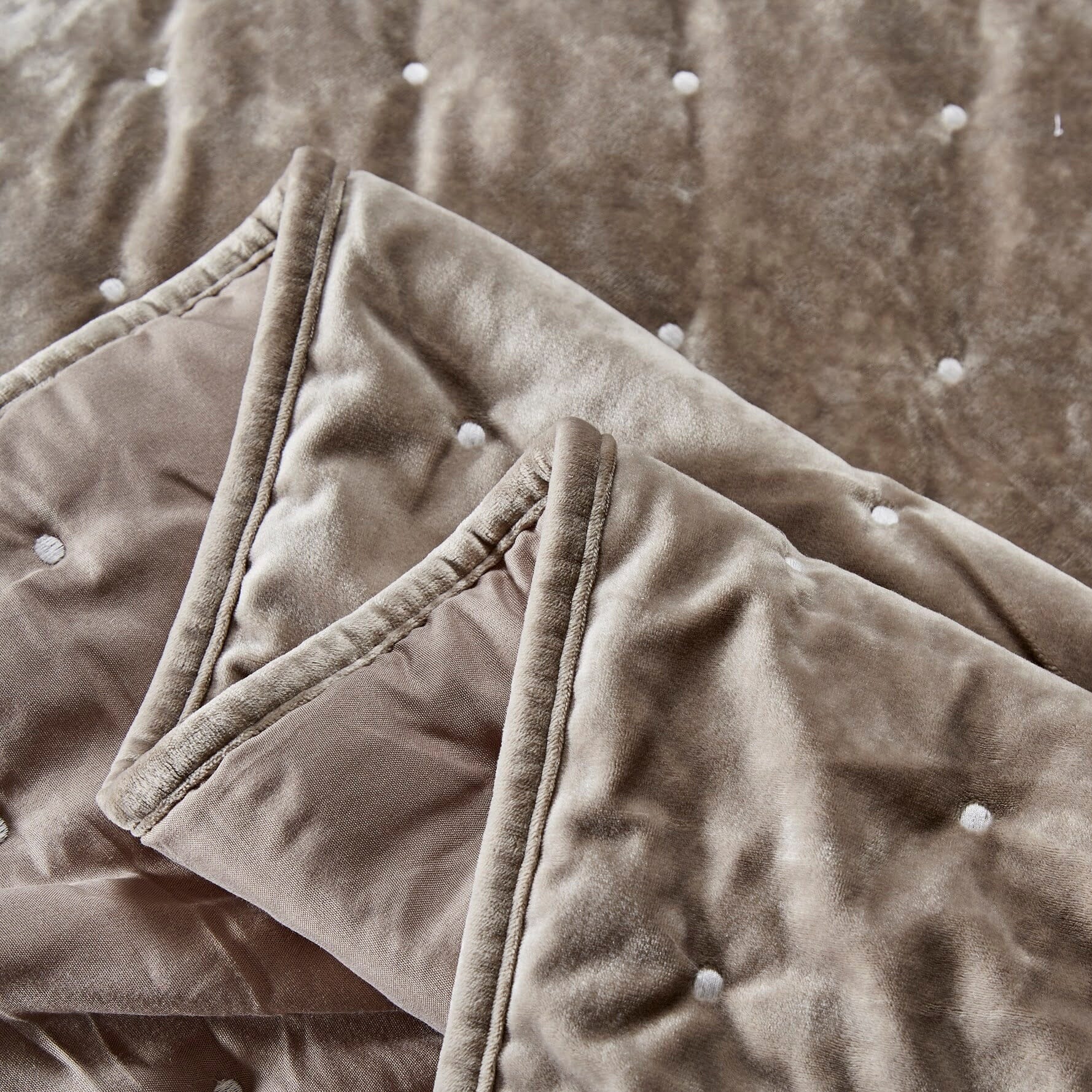 Tache Plush Dreams Sand Taupe Beige Tufted Velvet Quilt Set (JHW-853B) - Tache Home Fashion