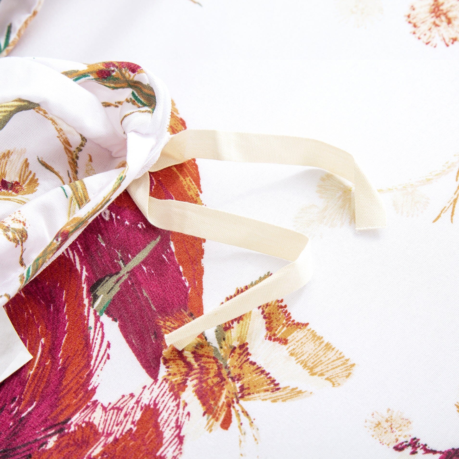 Tache Floral Hummingbirds Burgundy White Vintage Rose Garden Reversible Duvet Cover (SD-7676) - Tache Home Fashion