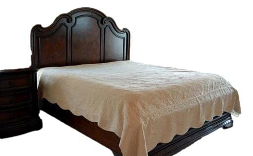 Tache Super Soft Tan Scalloped Good Vibration Quilted Fleece Bedspread Set (DXJ109041-1) - Tache Home Fashion