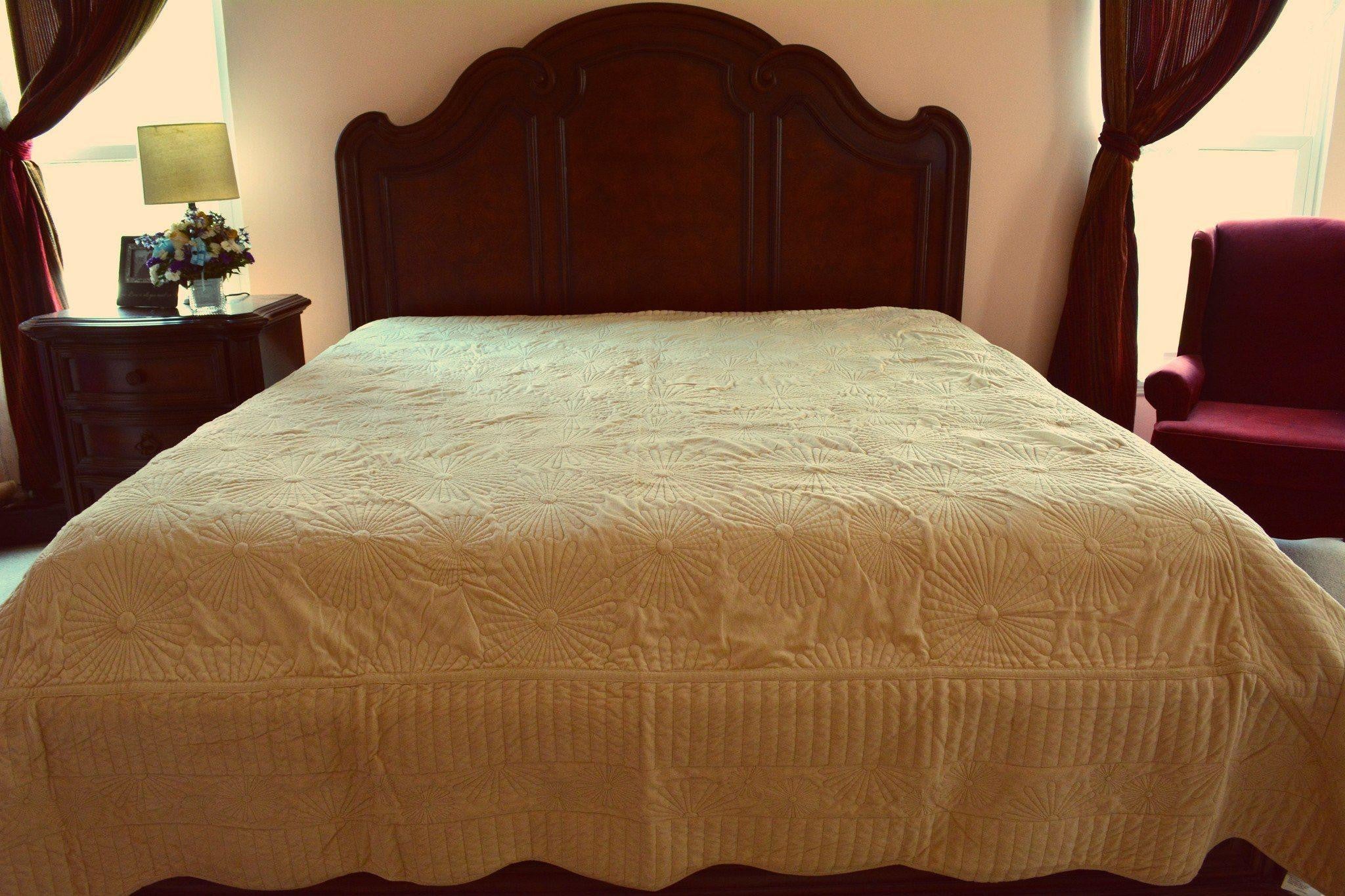 Tache Super Soft Tan Beige Scalloped Coral Reef Quilted Fleece Bedspread Set (DXJ109013-1) - Tache Home Fashion