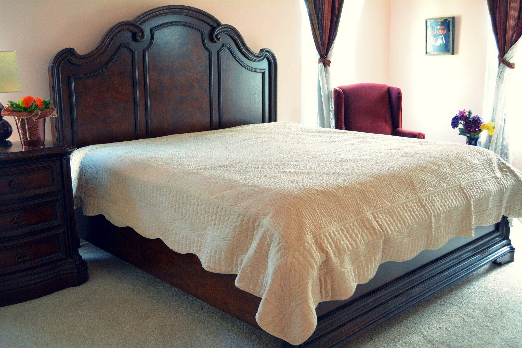 Tache Super Soft Tan Scalloped Good Vibration Quilted Fleece Bedspread Set (DXJ109041-1) - Tache Home Fashion