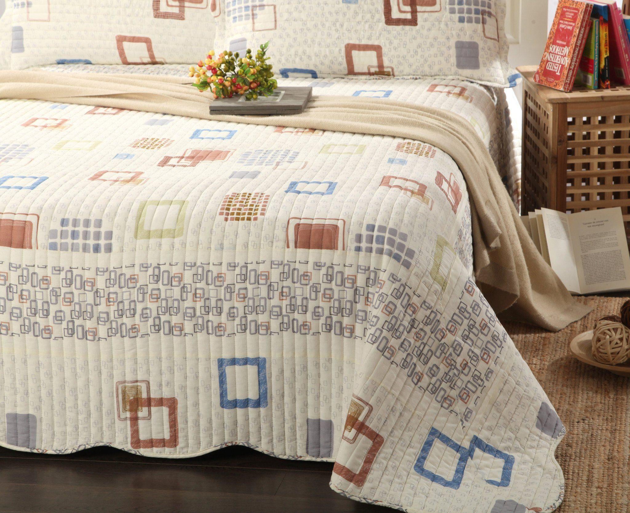Geometric cubic squares ivory scalloped retro cotton quilt bedspread set by Tache Home Fashion