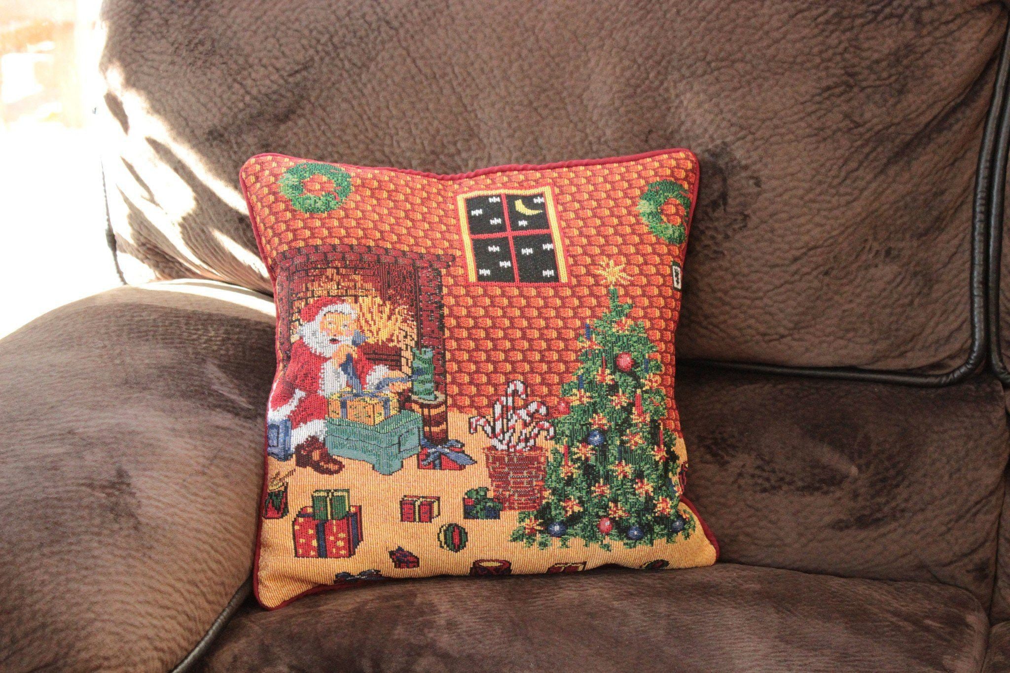 Tache Festive Santa's Last Minute Prep Retro Woven Tapestry Throw Pillow Cover (DB11869CC) - Tache Home Fashion
