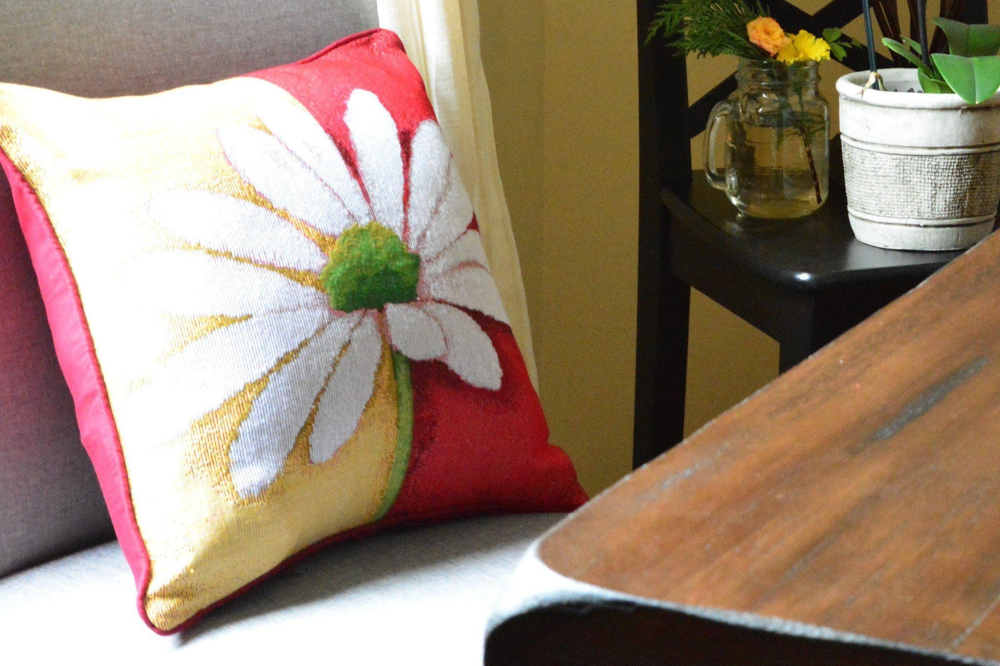 Tache Floral Loves Me Not Daisy Tapestry Throw Pillow Cover (9046) - Tache Home Fashion