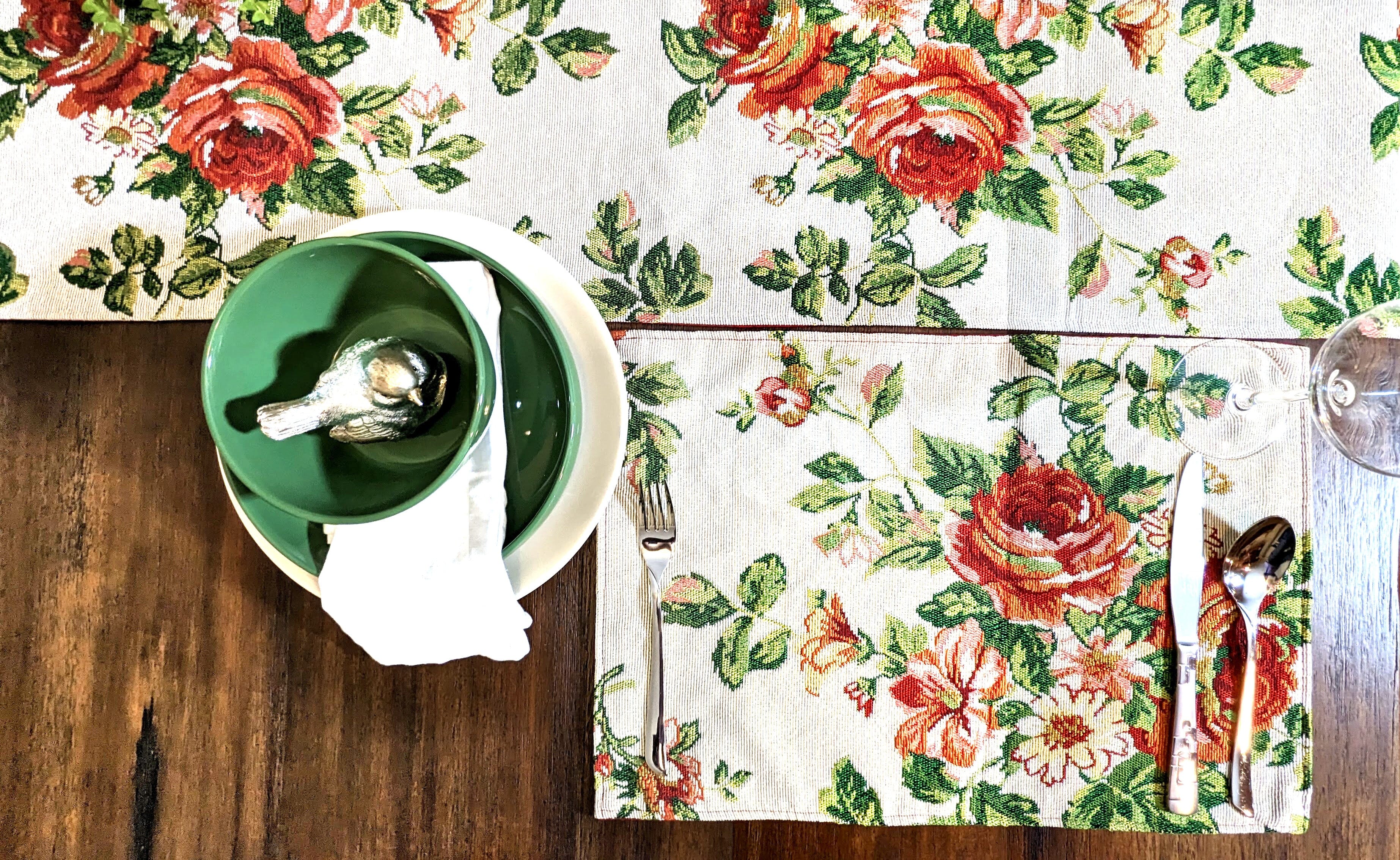 Tache Sweet Roses Vintage Ivory Woven Tapestry Placemat Set (17593PM) - Tache Home Fashion