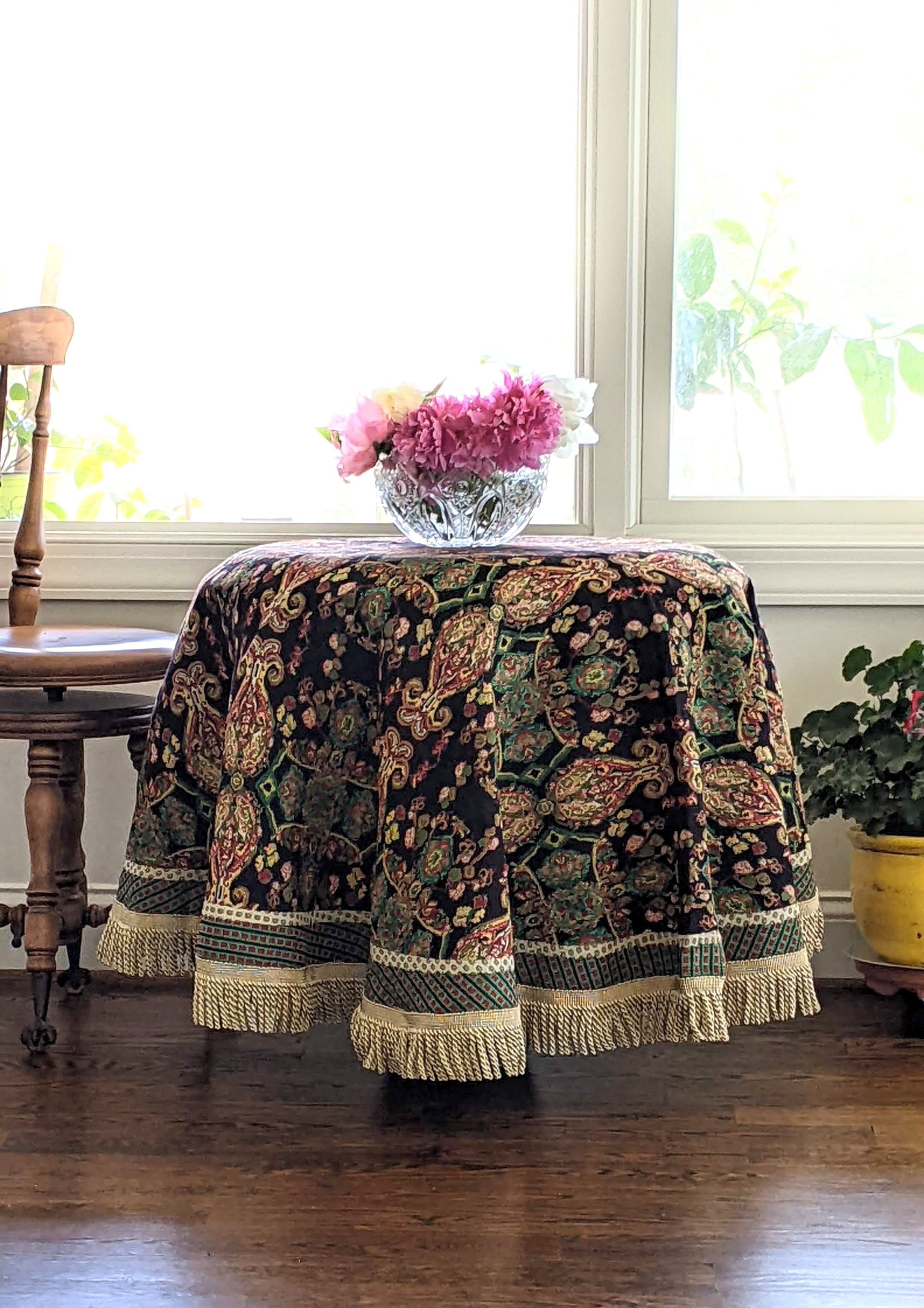 Tache Elegant Black Ornate Paisley Woven Tapestry Tablecloth (18192) - Tache Home Fashion