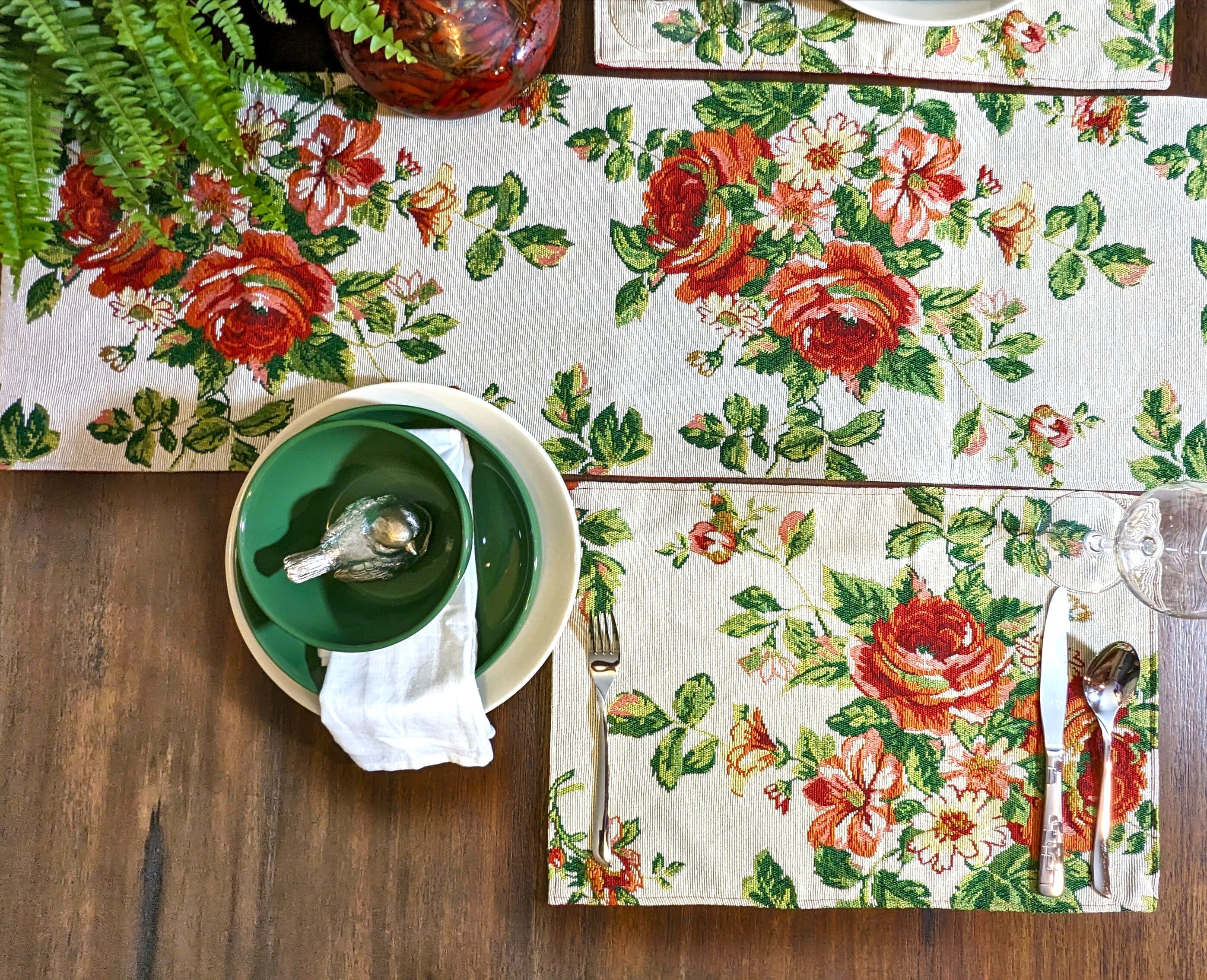 Tache Sweet Roses Vintage Ivory Woven Floral Tapestry Table Runners (17593TR) - Tache Home Fashion
