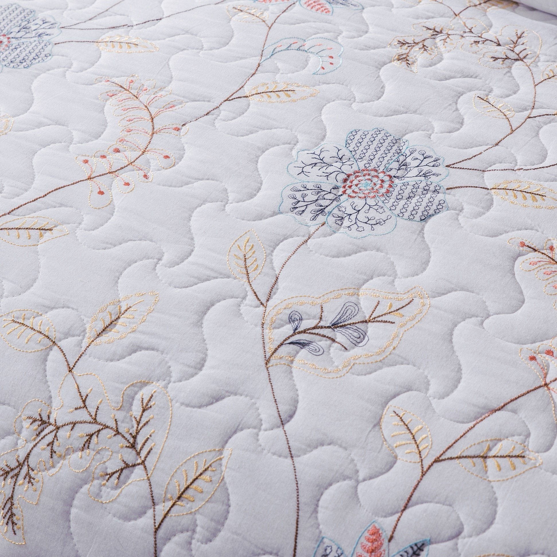 Tache Coastal Cottage Embroidered White Blue Yellow Floral Cotton Patchwork Quilt Set (JHW-668) - Tache Home Fashion