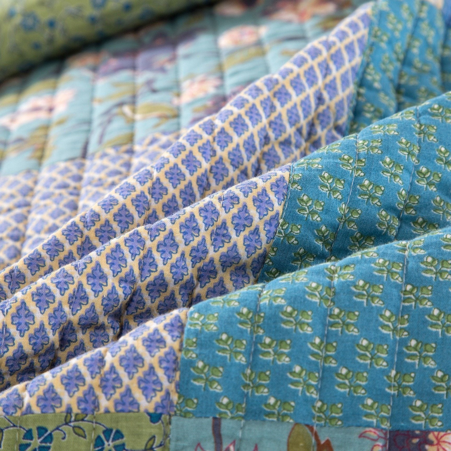 Tache Cotton Bohemian Tropical Calla Lily Quilted Patchwork Bedspread Set (JHW-687) - Tache Home Fashion