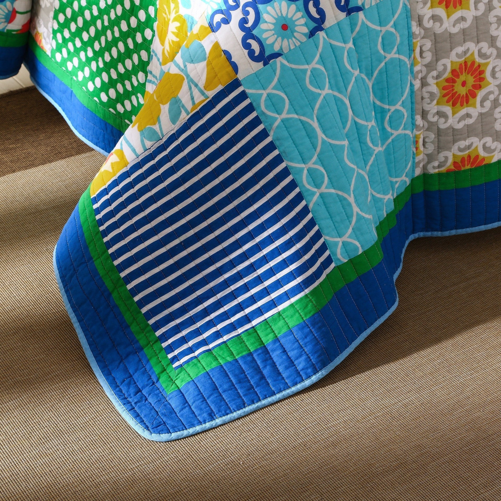 Tache Cotton Dreamy Meadow Patchwork Floral Quilt Set (JHW-568) - Tache Home Fashion