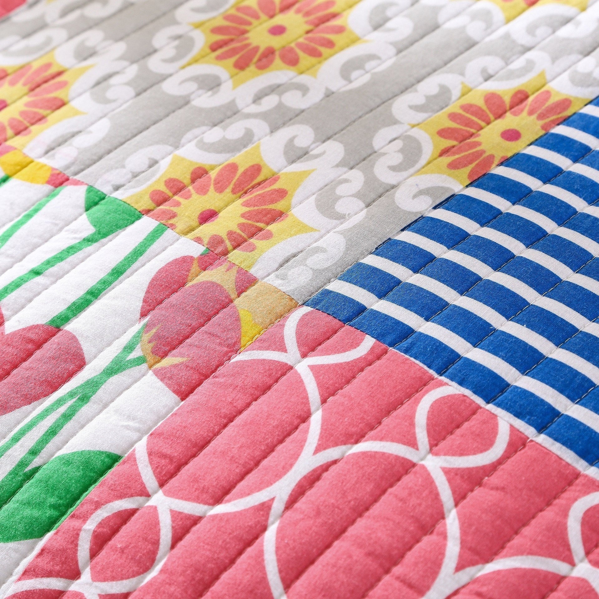 Tache Cotton Dreamy Meadow Patchwork Floral Quilt Set (JHW-568) - Tache Home Fashion