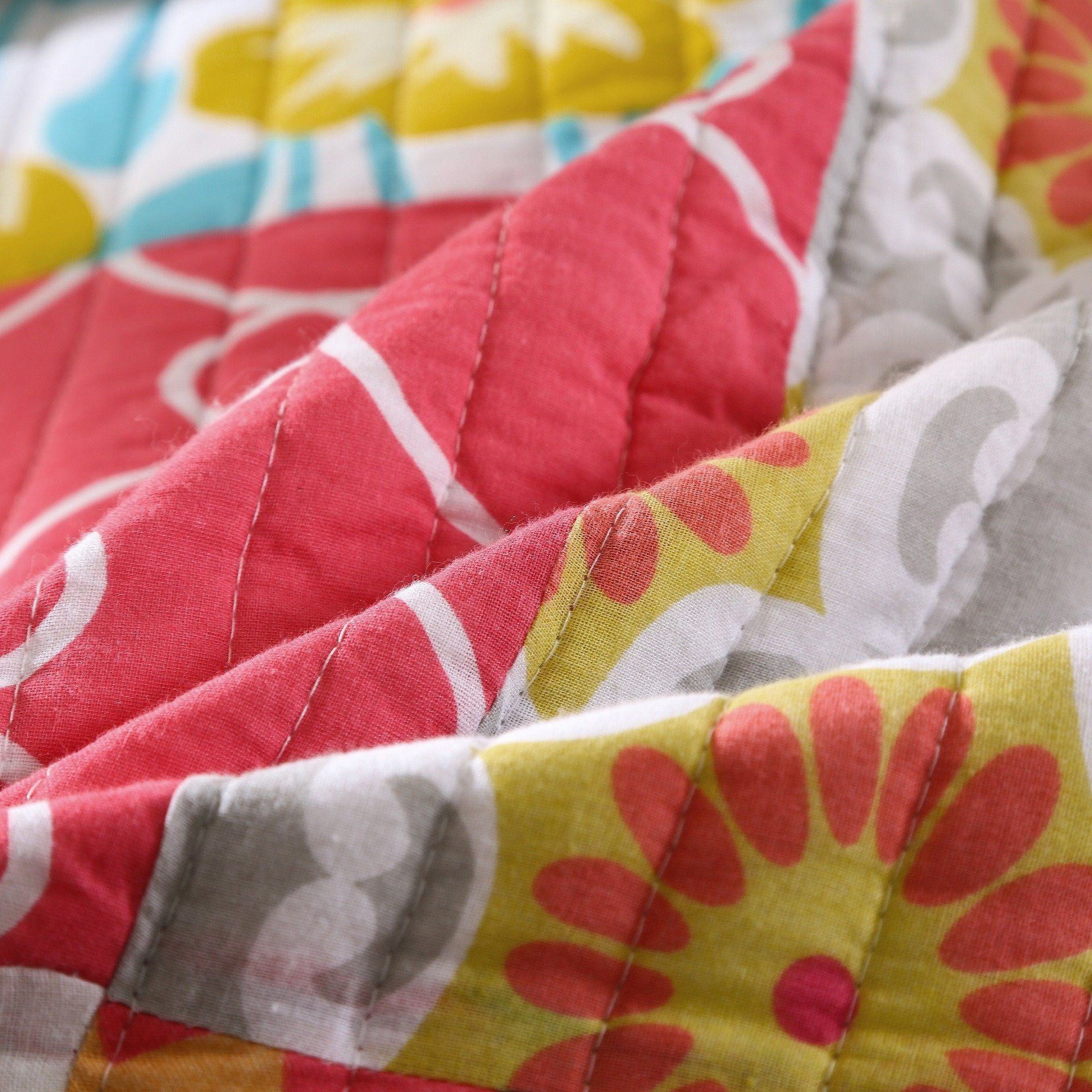 Tache Cotton Dreamy Meadow Patchwork Floral Quilt Set (JHW-568) - Tache Home Fashion