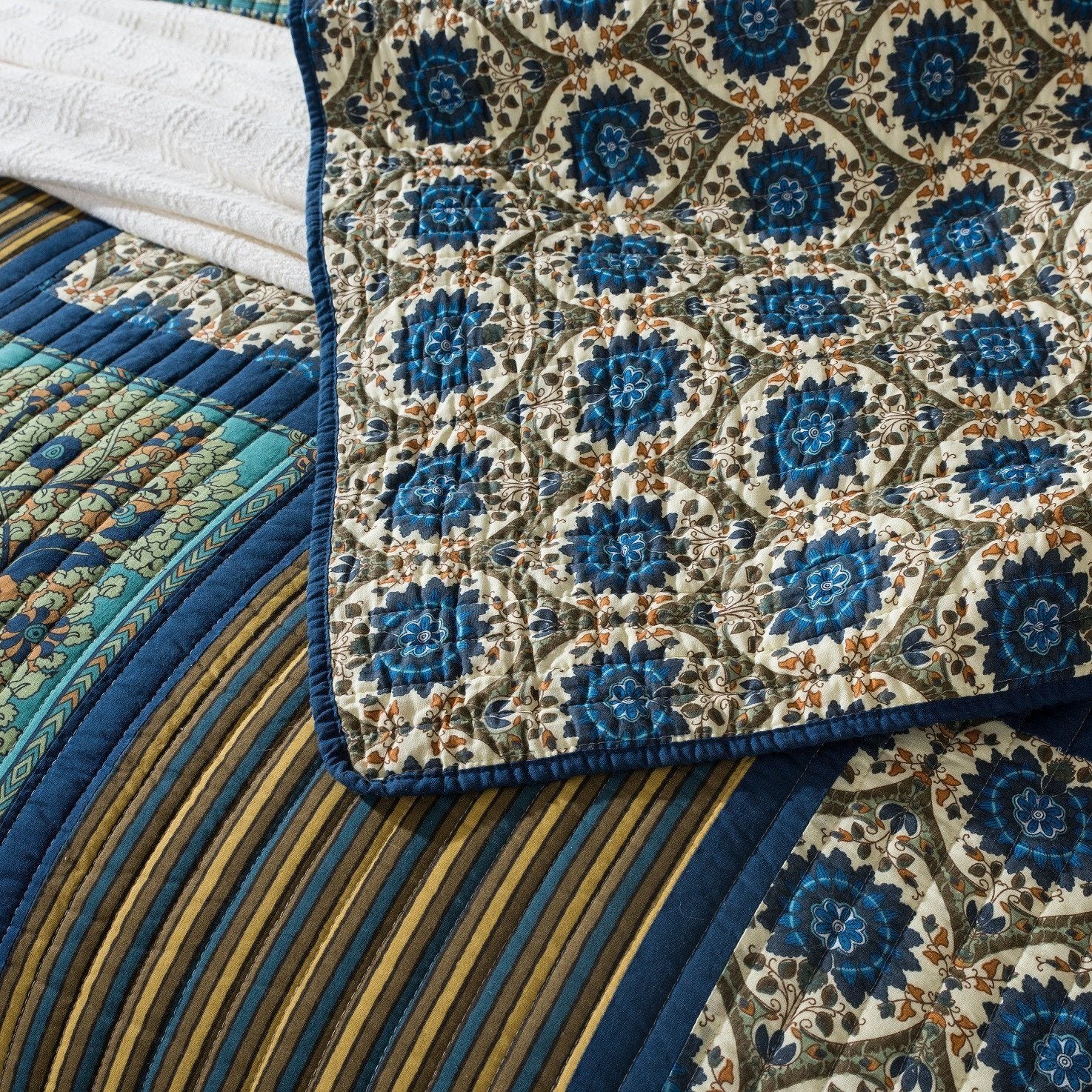 Tache 2-3 Piece Elegant Striped Forest Patchwork Quilt Vibrant Multi Color (JHW-679) - Tache Home Fashion