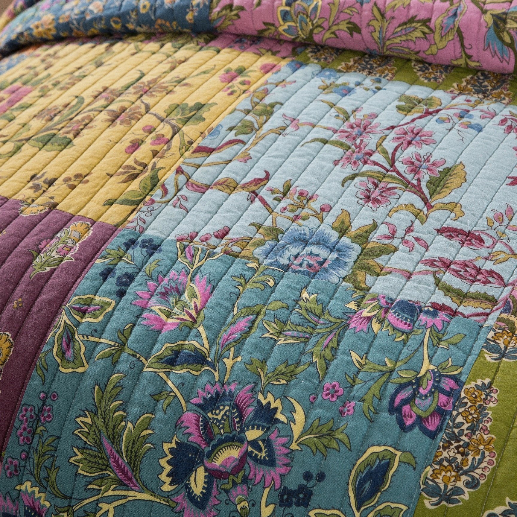 Tache Cotton Bohemian Carnival Garden Quilted Patchwork Bedspread Set (JHW-676) - Tache Home Fashion