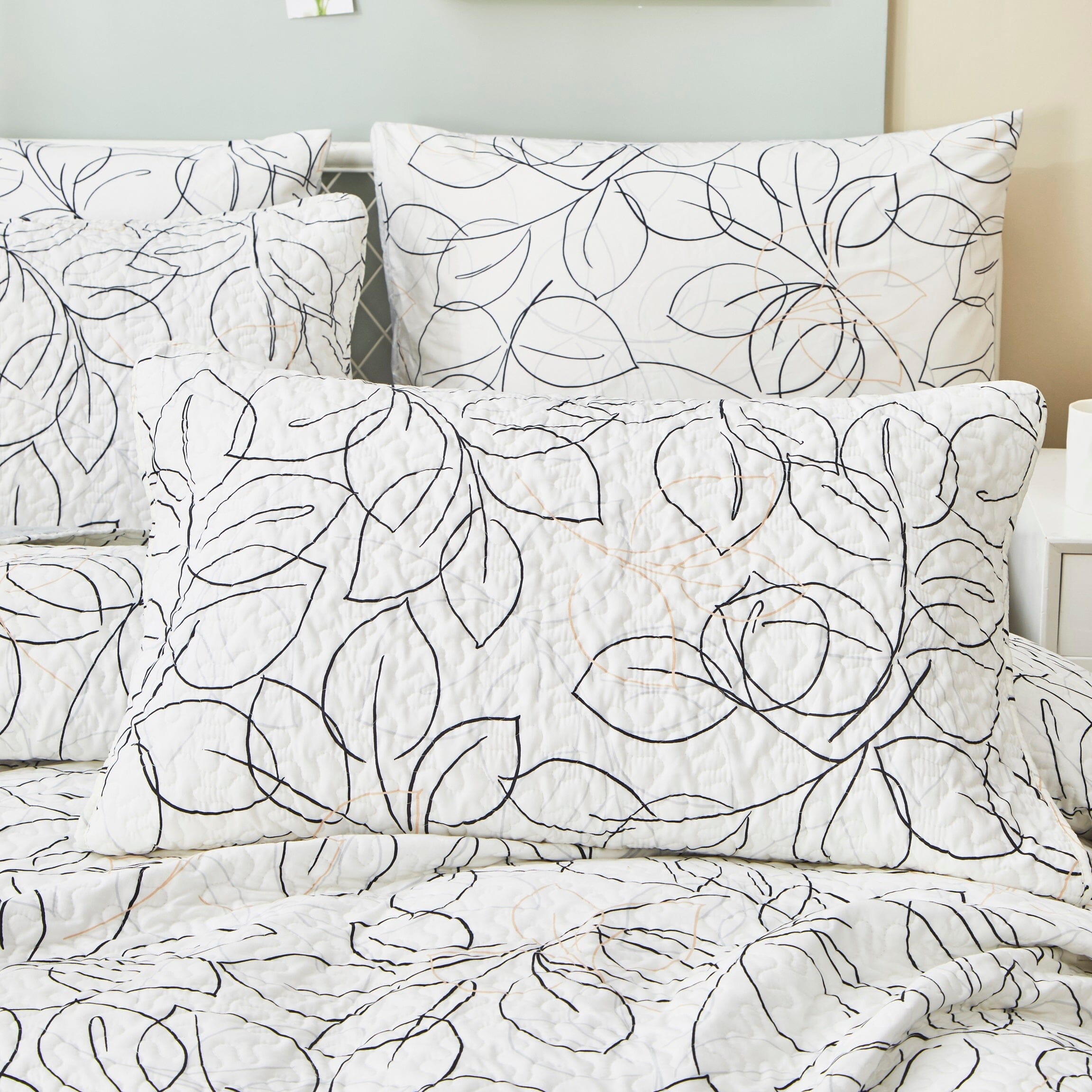 Tache Modern Abstract Leaf Line Art Foliage White Grey Black Gold Reversible Quilt Set (TJ3571-Q) - Tache Home Fashion