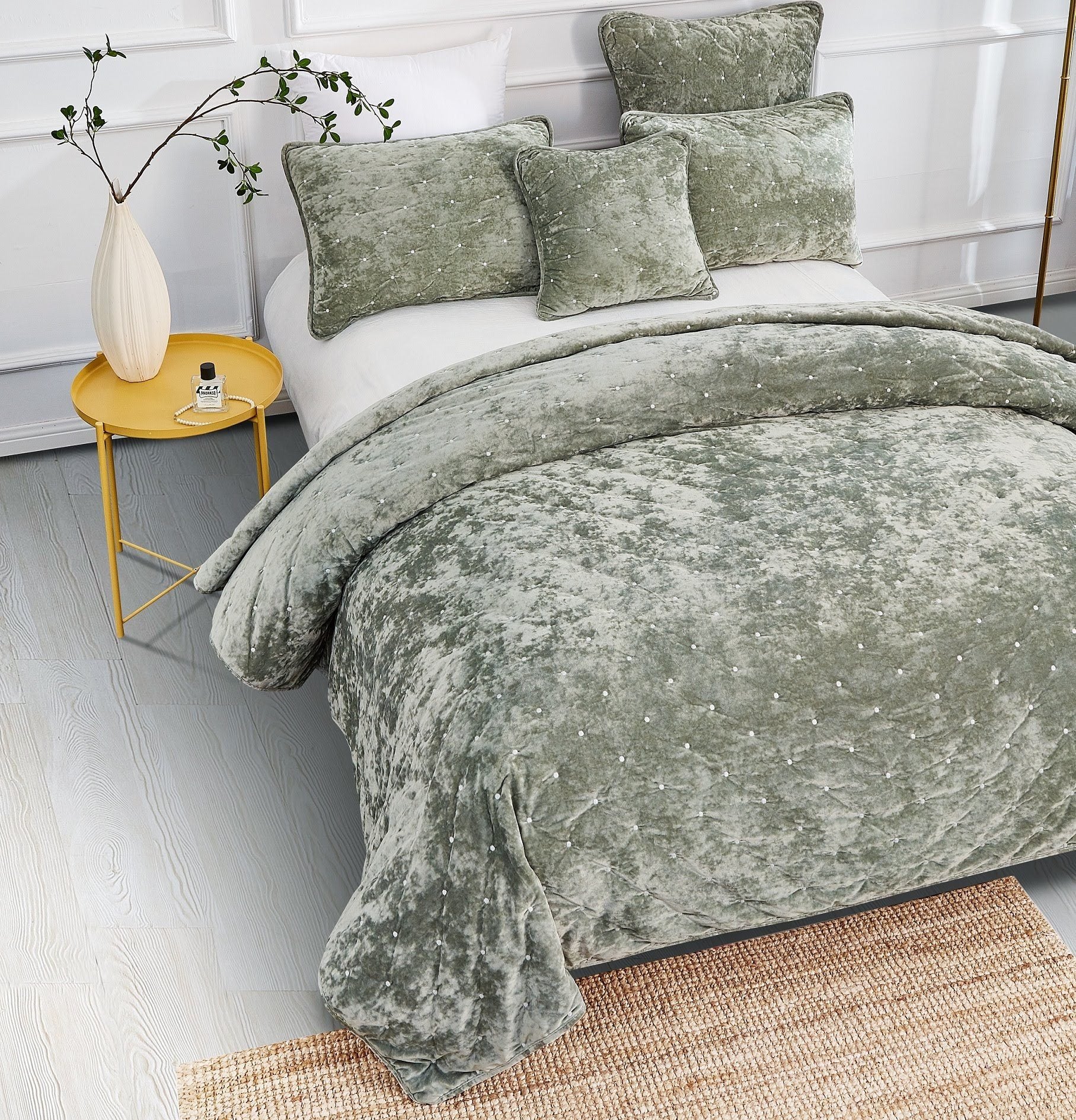 Tache Plush Dreams Light Sage Green Tufted Velvet Quilt Set (JHW-853G) - Tache Home Fashion