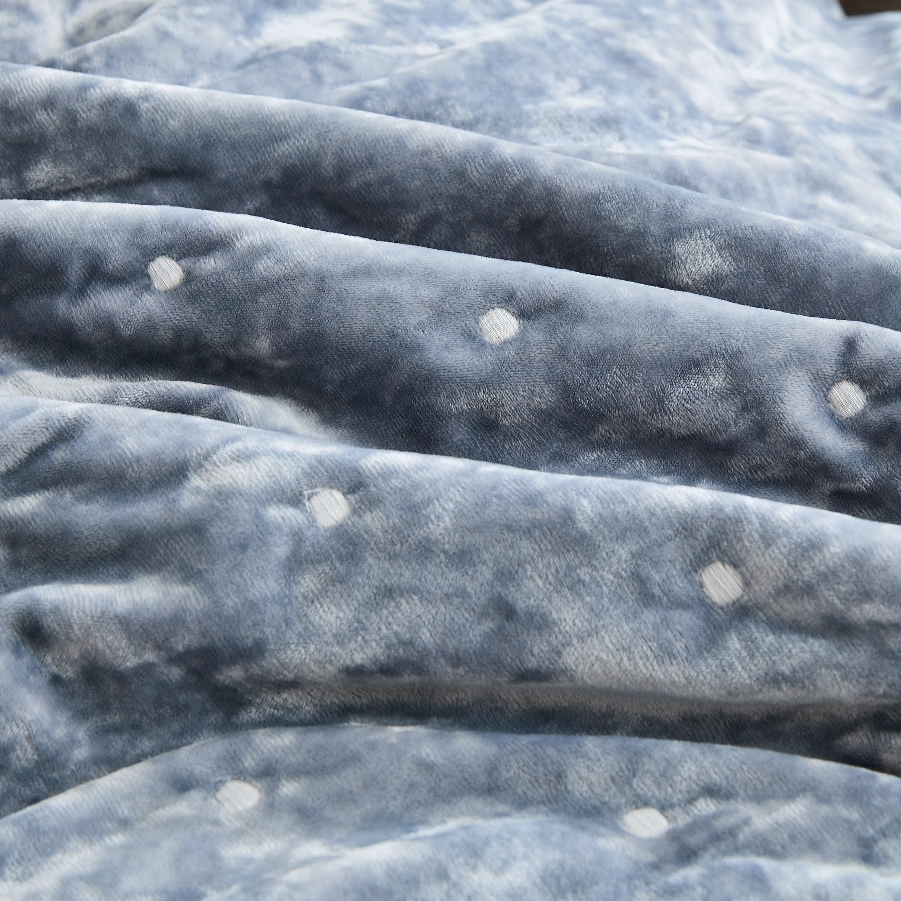 Tache Plush Dreams Light Blue Tufted Velvet Quilt Set (JHW-853LB) - Tache Home Fashion