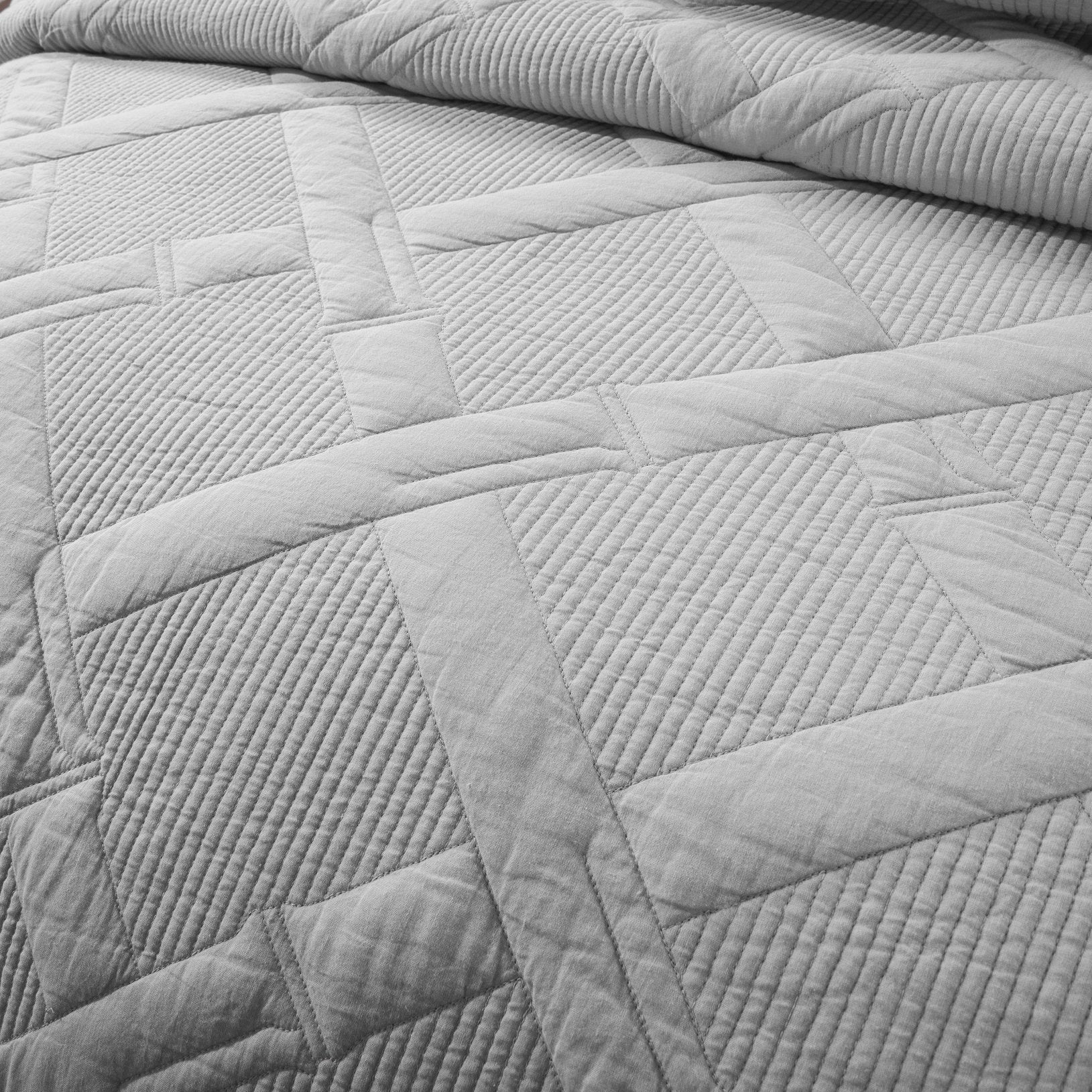 Tache Soothing Pastel Silver Diamond Stitch Light Grey Cotton Quilt Set (JHW-862) - Tache Home Fashion