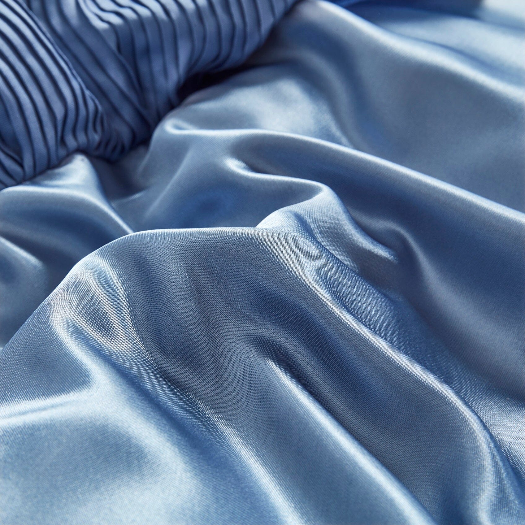 Tache Satin Floral Lace Ruffle Sweet Victorian Luxurious Blue Comforter Set (MZ002-Blue)