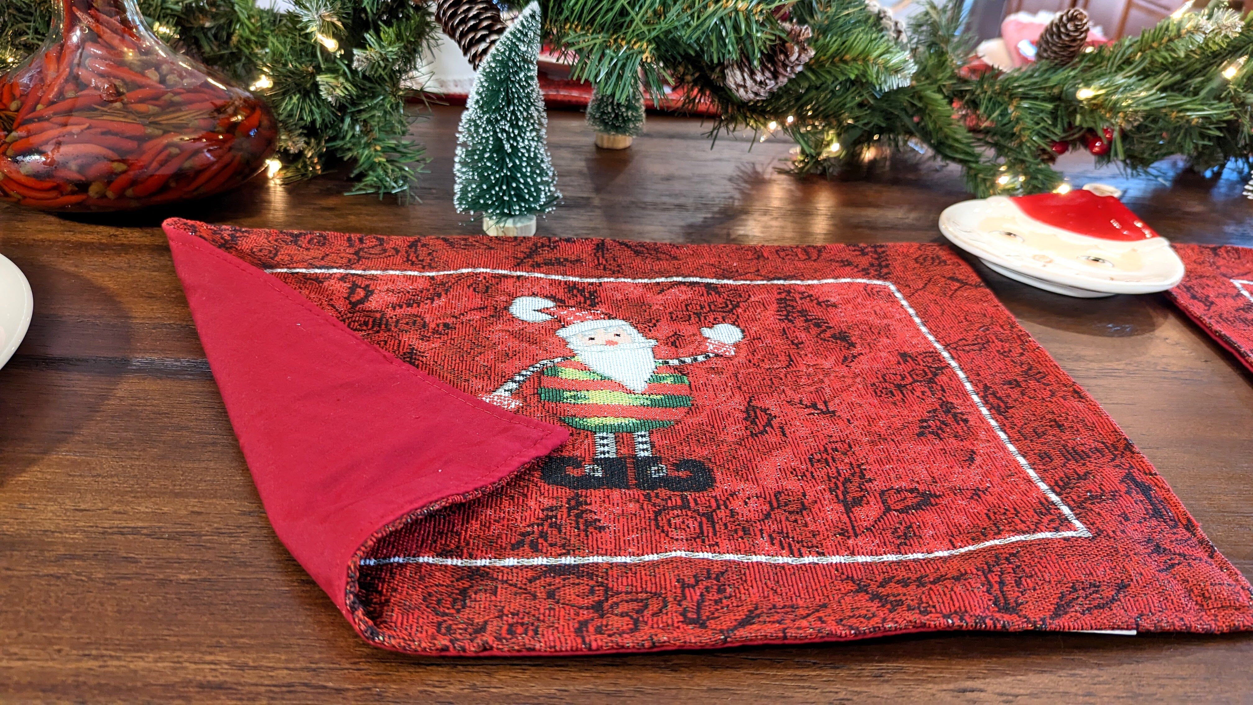 Tache Here Comes Santa Claus Vintage Holiday Woven Tapestry Red Christmas Placemat Set of 4