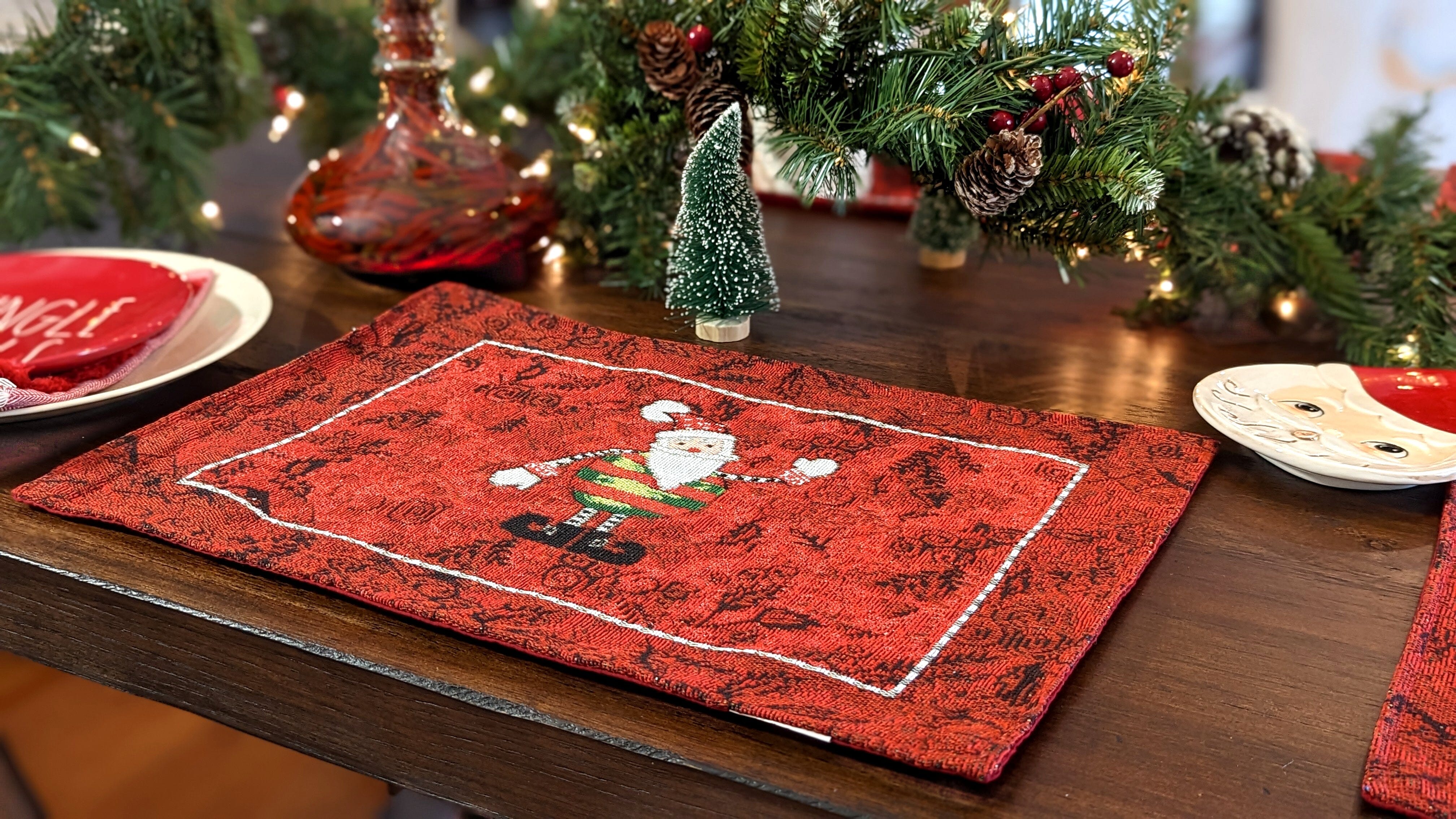 Tache Here Comes Santa Claus Vintage Holiday Woven Tapestry Red Christmas Placemat Set of 4