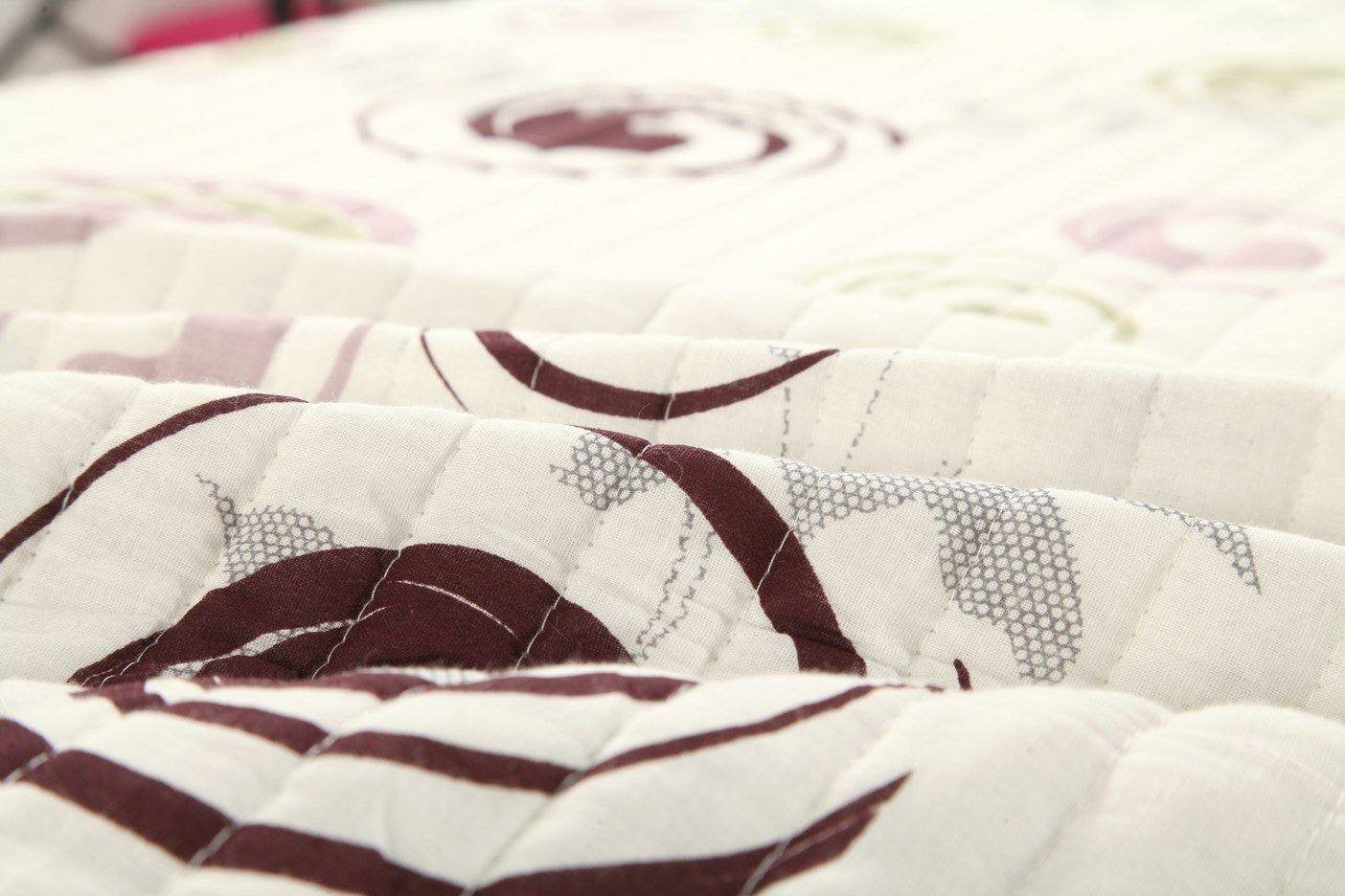 Tache Summer Storm Geometric Swirl Ivory White Scalloped Cotton Quilt Set (DSW019) - Tache Home Fashion