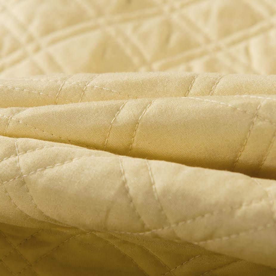 Tache Buttercup Puffs Yellow Diamond Matelasse Scalloped Quilt Set (YELLEMDES) - Tache Home Fashion