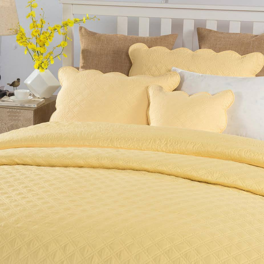 Tache Buttercup Puffs Yellow Diamond Matelasse Scalloped Quilt Set (YELLEMDES) - Tache Home Fashion