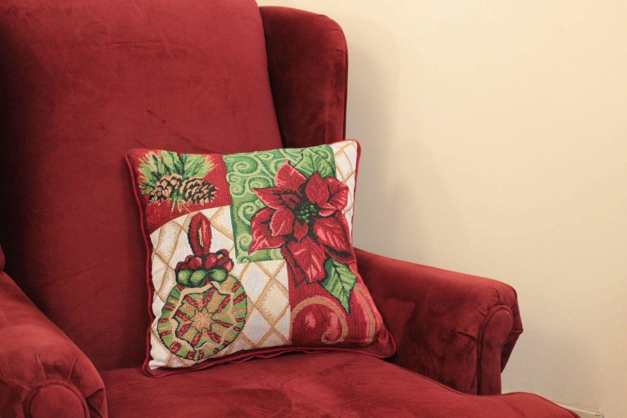 Tache Poinsettia Christmas Festive Patchwork Holiday Tidings Tapestry Throw Pillow Cover (12900CC-1616) - Tache Home Fashion