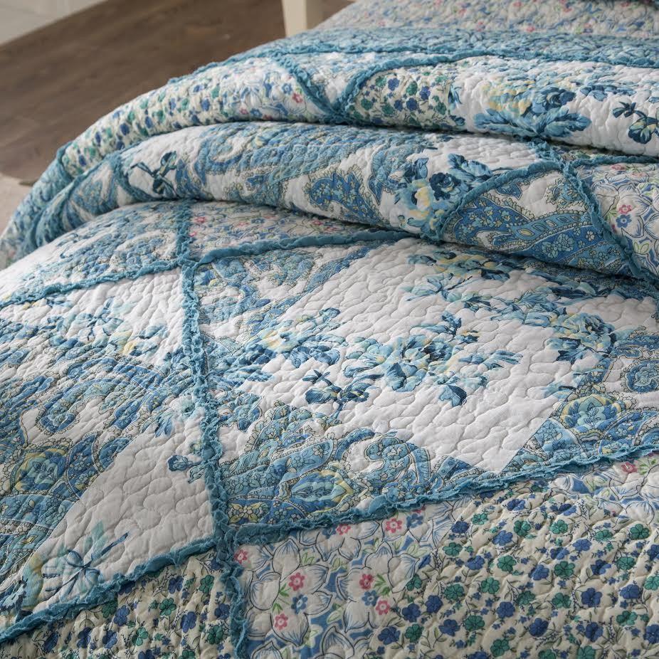 Tache Petal Dance White Blue Floral Vintage Garden Scalloped Cotton Patchwork Quilt Set (JHW-646) - Tache Home Fashion