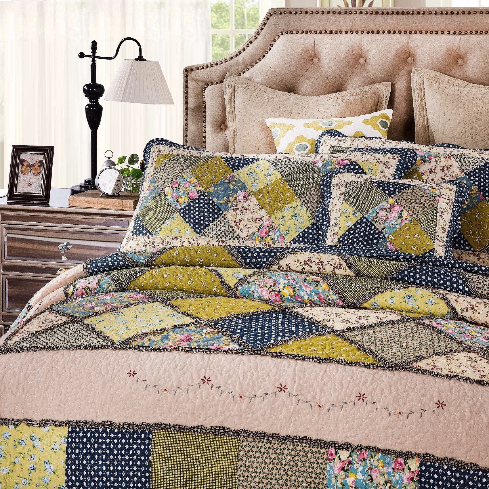 Tache Spring Shower Olive Green Navy Blue Floral Scalloped Cotton Patchwork Quilt Set (DXJ10077) - Tache Home Fashion