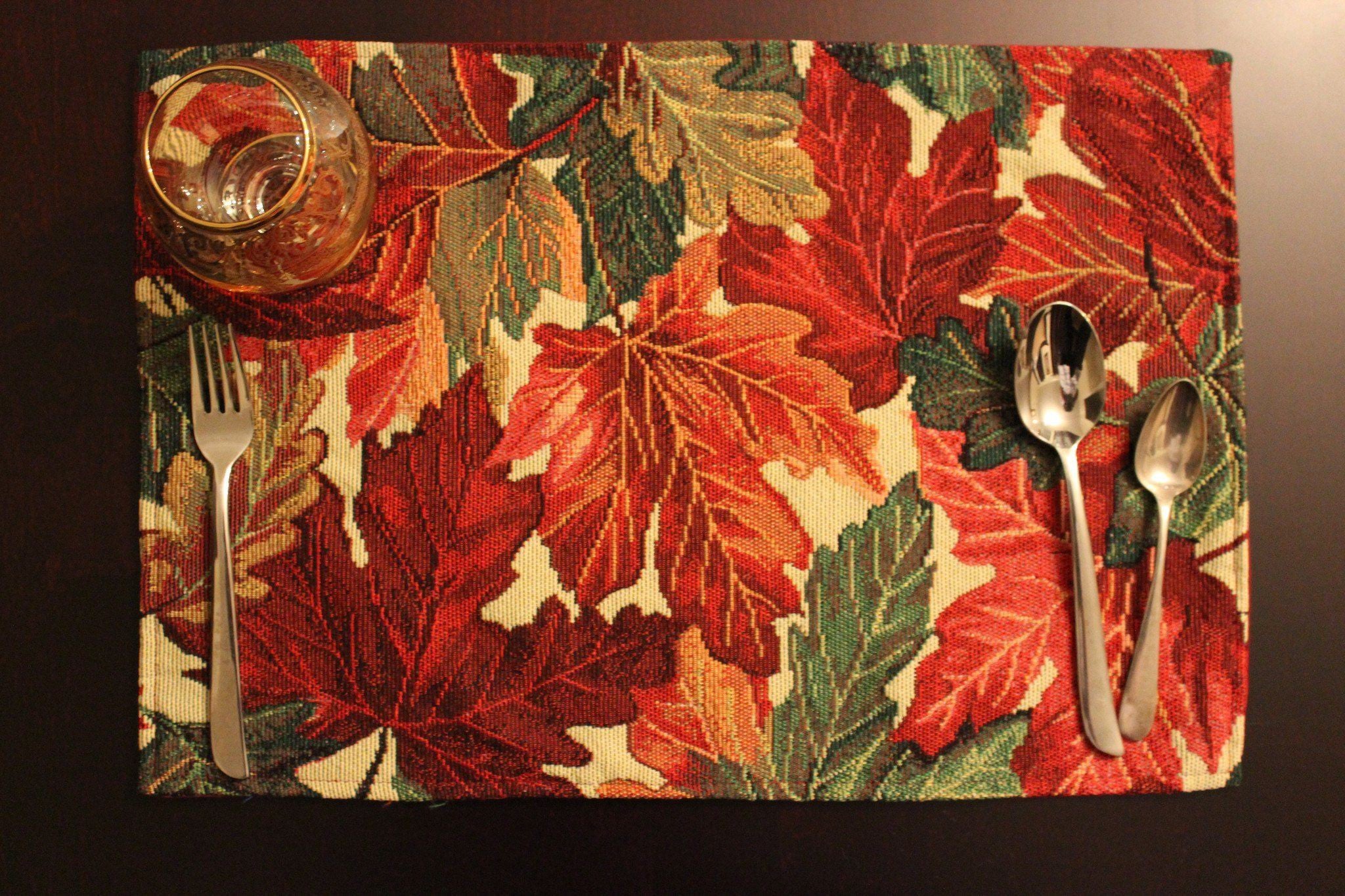 Tache 8 Piece Thanksgiving Leaves Fall Foliage Tapestry Table Linen Set - Tache Home Fashion