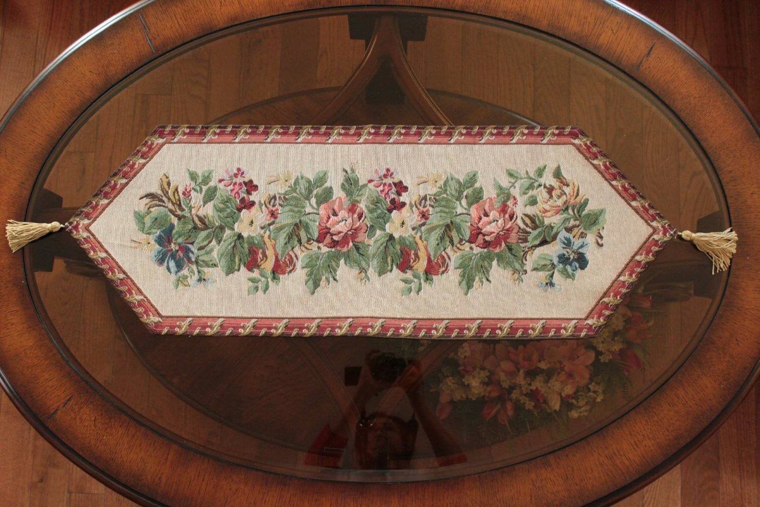 Tache Festive Red Yuletide Blooms Woven Table Runners (5598) - Tache Home Fashion